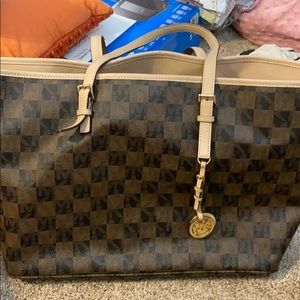 Micheal Kora bucket bag